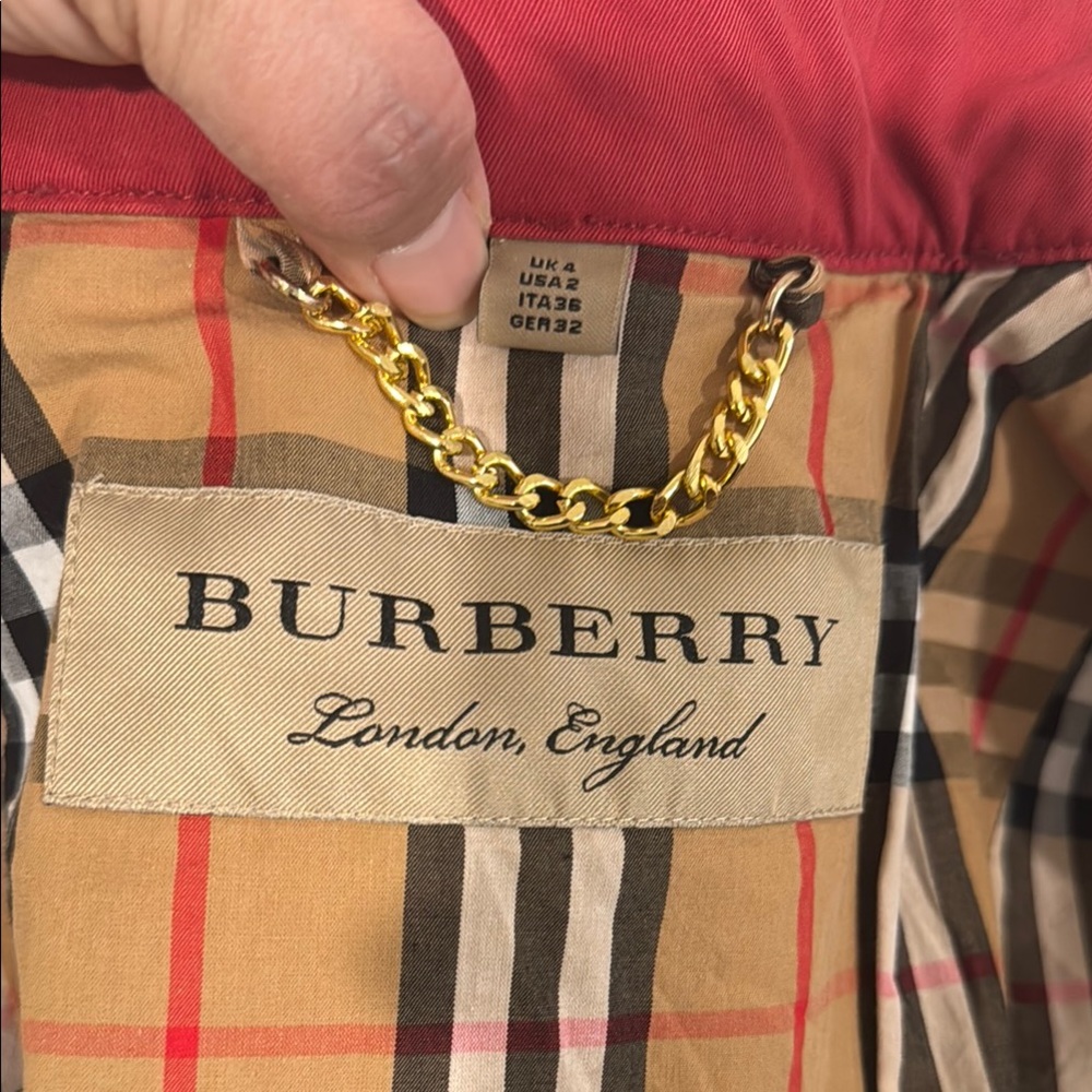 Authentic Burberry Coat - Picture 11 of 13